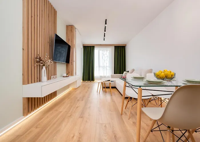 Stylish Flat With Parking For 4 Guest Lägenhet