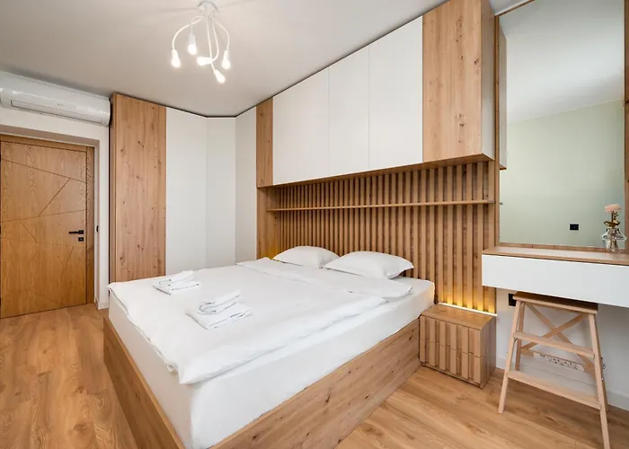 Stylish Flat With Parking For 4 Guest Lägenhet *